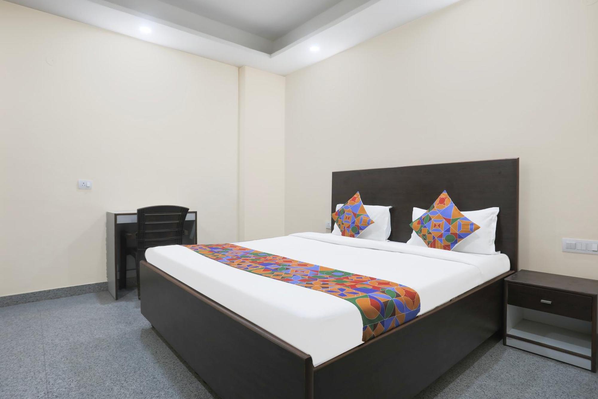 Fabhotel Bliss Premium 구르가온 외부 사진