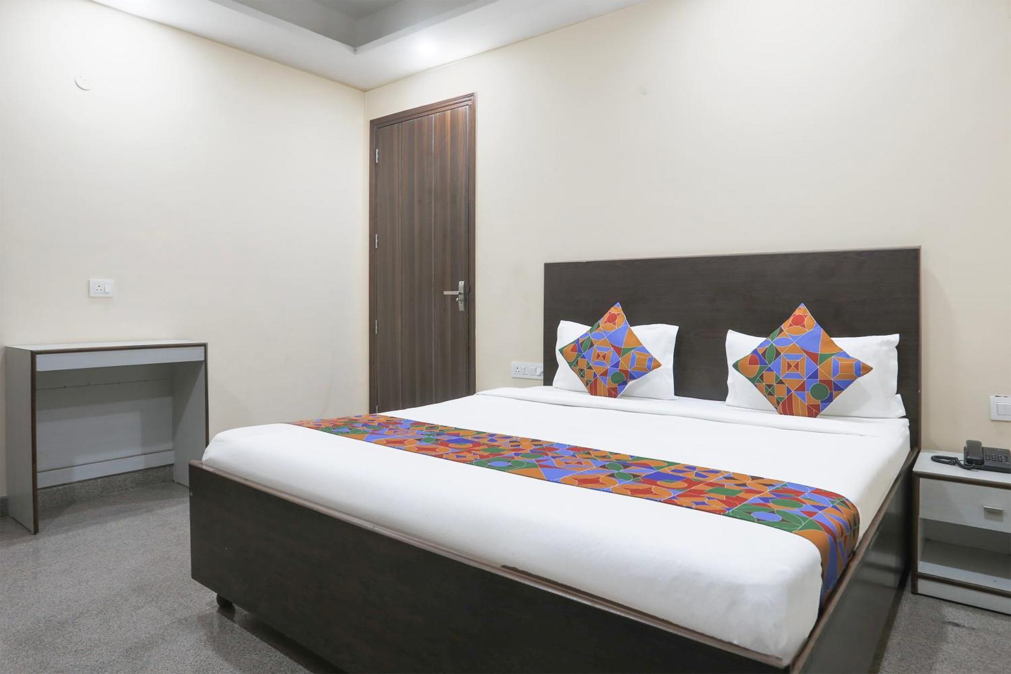 Fabhotel Bliss Premium 구르가온 외부 사진